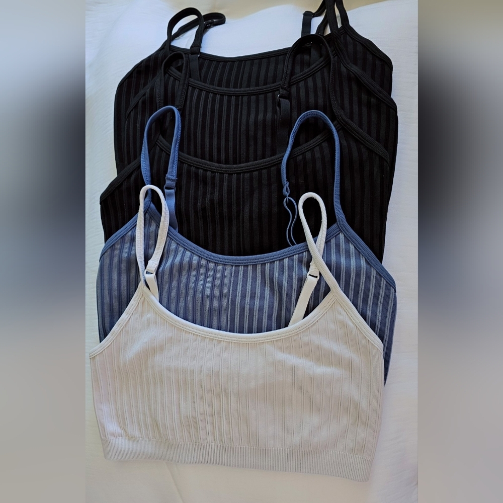 Tops Aerie